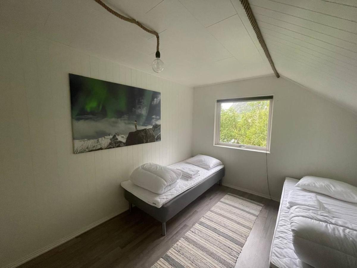 Apartments Reine Lofoten Ngoại thất bức ảnh