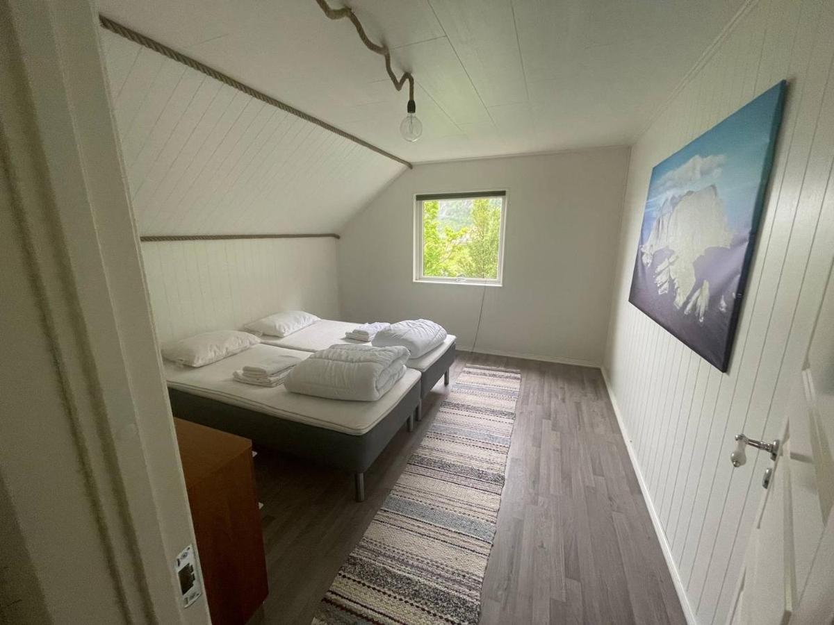 Apartments Reine Lofoten Ngoại thất bức ảnh